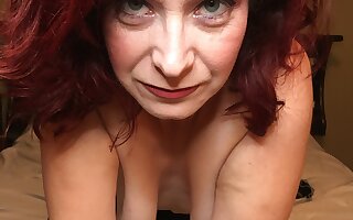 LilGiantess Gets Vulgar with her Slut