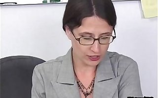 Grown-up Lena Ramone perishable pussy with an increment of Siiick Facial