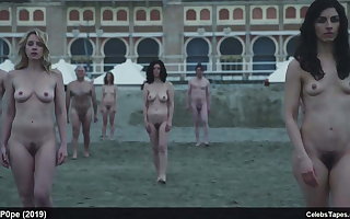 Chiara Mocci, Daria Baykalova, Ludivine Sagnier nude video