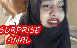 Racking SURPRISE ANAL Far MARRIED HIJAB WOMAN !