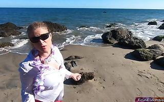 Blonde tour guide blows tourist non-operative then fucks